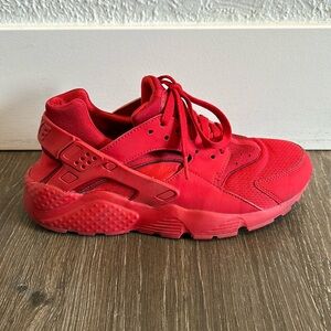 NIKE - Huarache - RED